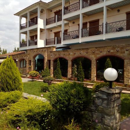 Nefeli Hotel Кожани Екстериор снимка