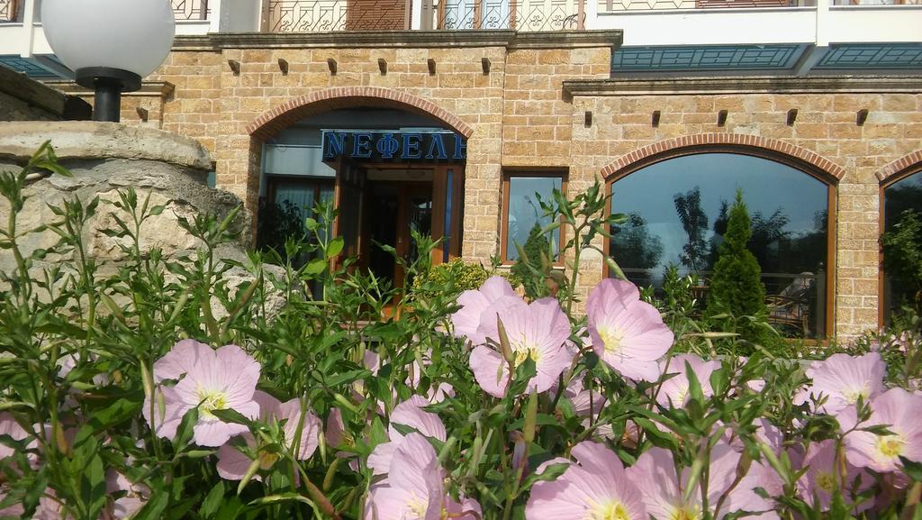 Nefeli Hotel Кожани Екстериор снимка