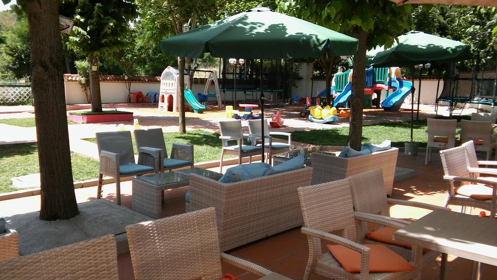 Nefeli Hotel Кожани Екстериор снимка