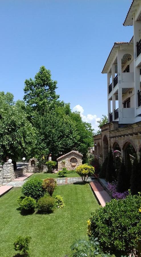 Nefeli Hotel Кожани Екстериор снимка