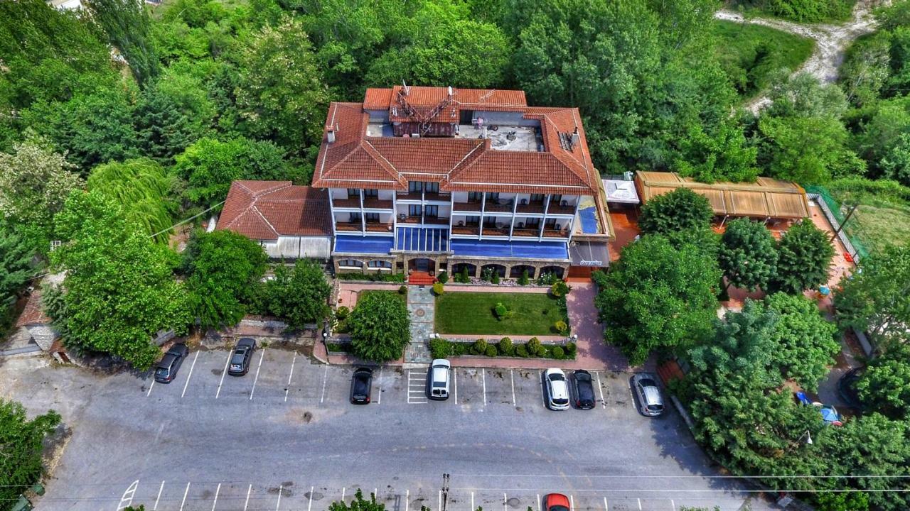 Nefeli Hotel Кожани Екстериор снимка
